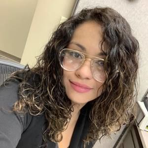 Meet your Posher, Ana